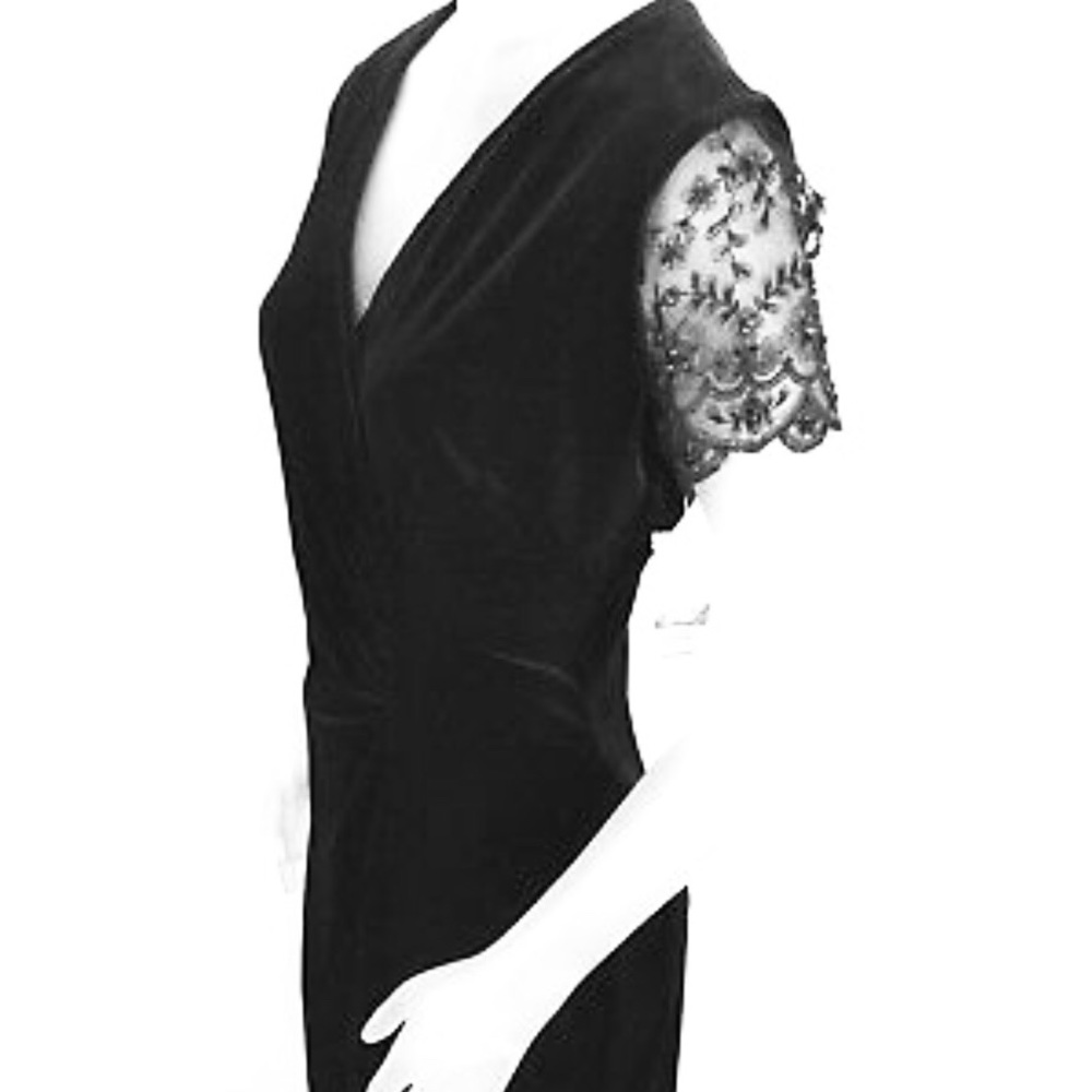 Vintage Robbie Bee Black Velvet beaded lace sleeve